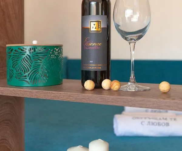 орфеевите песни בית הארחה